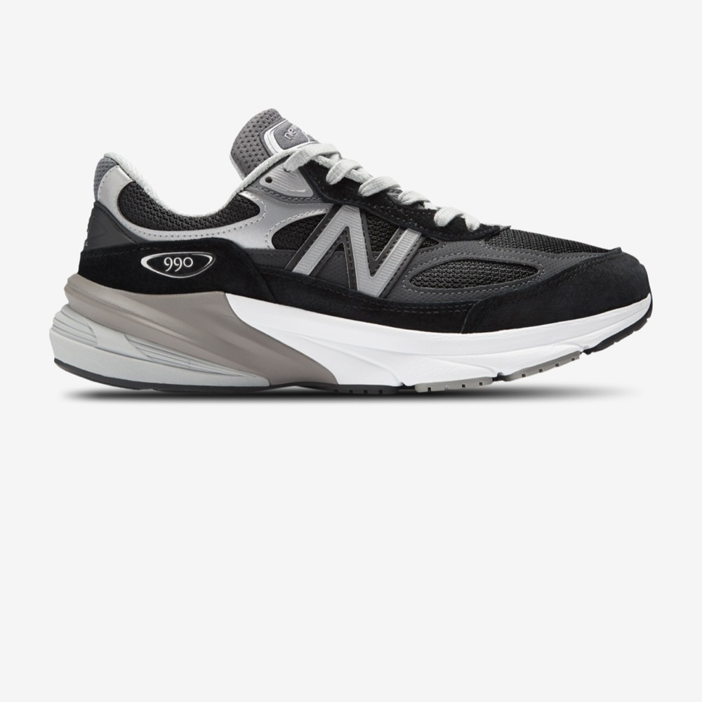 NEW BALANCE 990 V6 sneakers